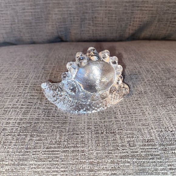 Vtg clear art glass textured mini snail figurine